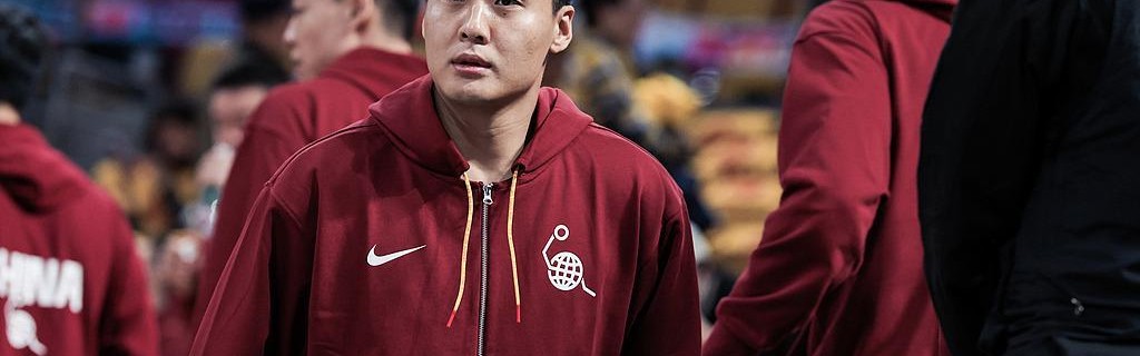 开云体育下载-男篮21人名单！赵睿领衔，两人遗憾落选，场均5分之人入选引争议