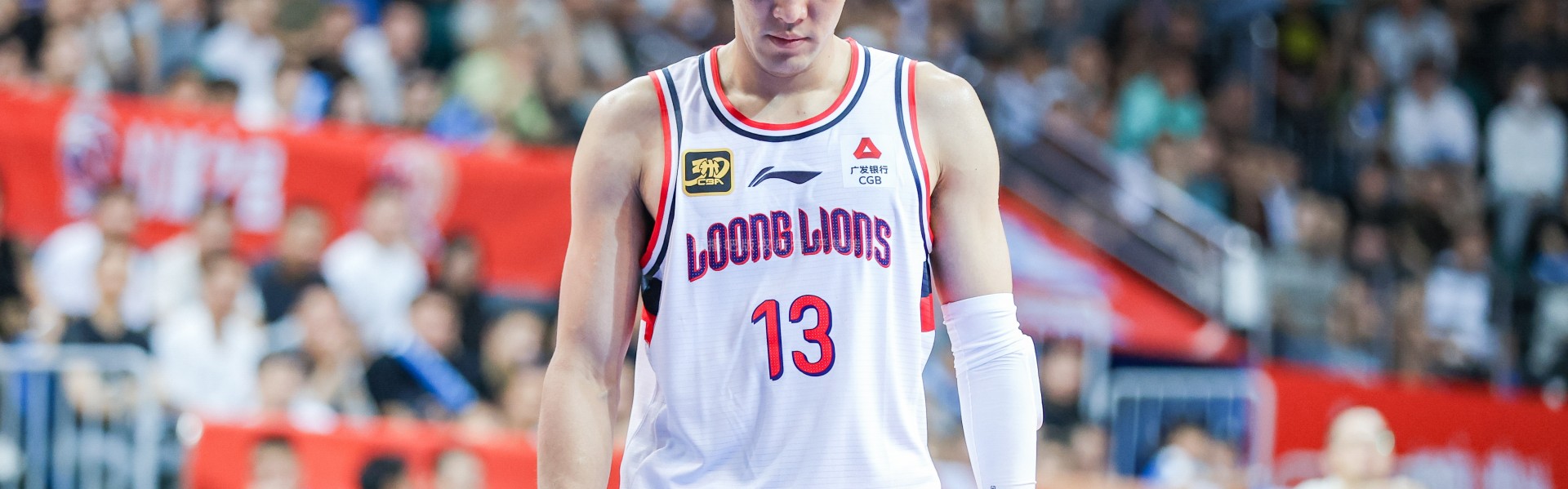 kaiyun-引发热议！“郭艾伦被诈骗近千万”词条登上热搜 目前升至第2