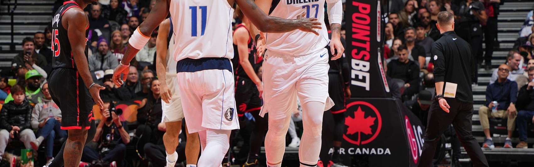 开云app-东契奇：生涯队友中我和欧文最默契 我们季前赛的磨合帮助很大