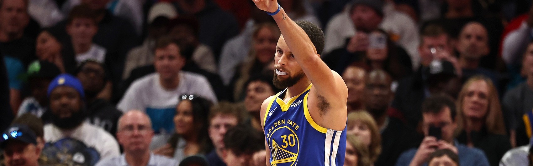 开云体育下载-勇士让库里小伤大养&amp;直接报销是对的 这赛季唯一重要的是抽乐透签