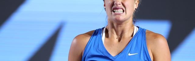 开云app-萨巴伦卡总决赛首秀大崩盘 连丢十局再负巴多萨