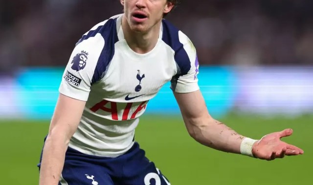 热刺本赛季英超主场仅拿10分，英格兰前四级别联赛倒数第二