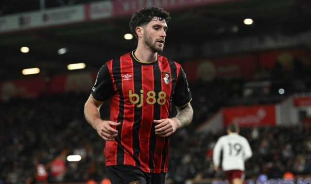 记者：未来几日尤文将与塞内西进行新接触，希望在六月前敲定球员